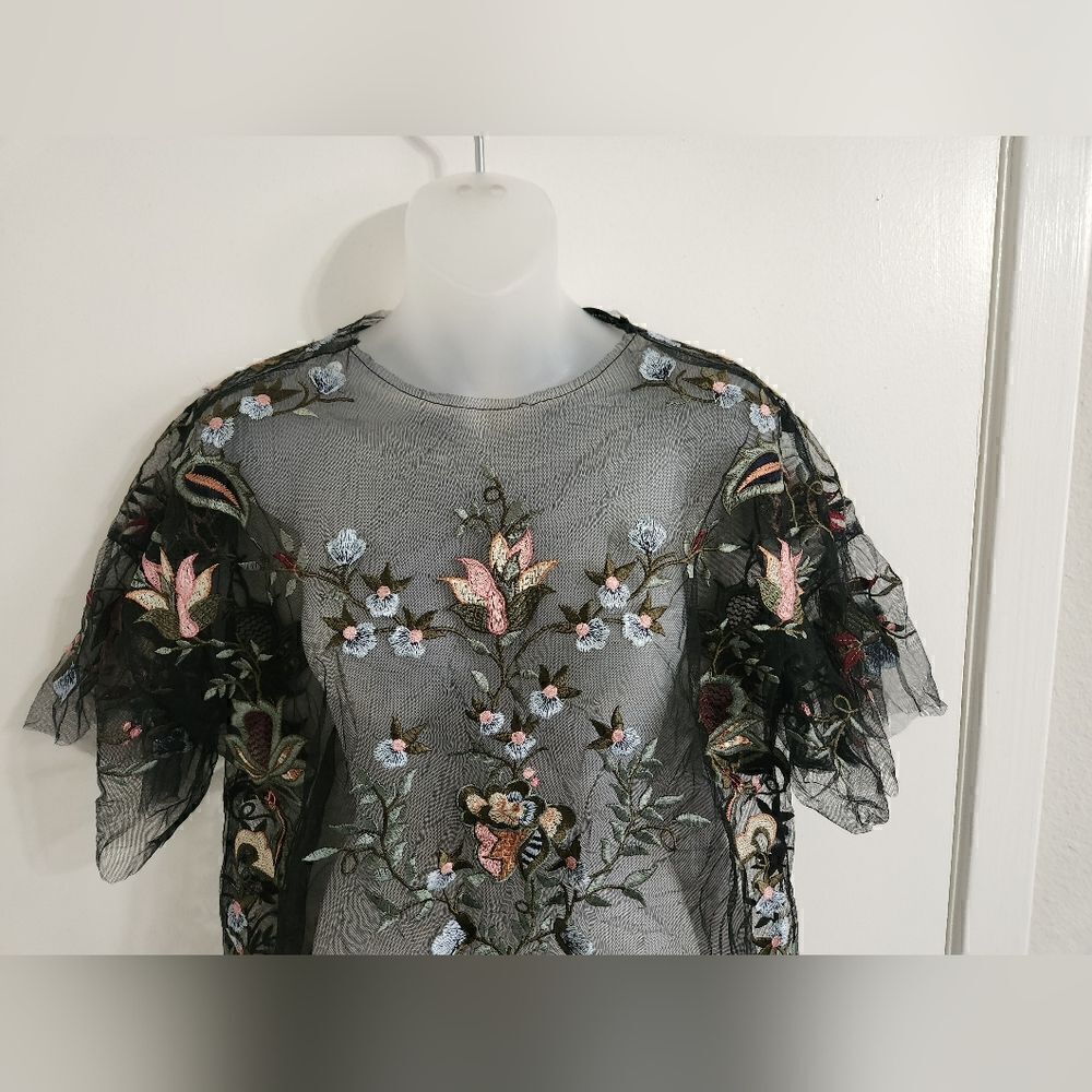 Zara Woman Black Floral Embroidered Tulle Blouse Womens Size Medium - Picture 9 of 12